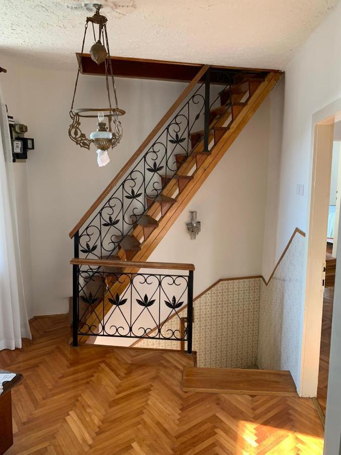 Villa Giulia Ližnjan Exteriör bild